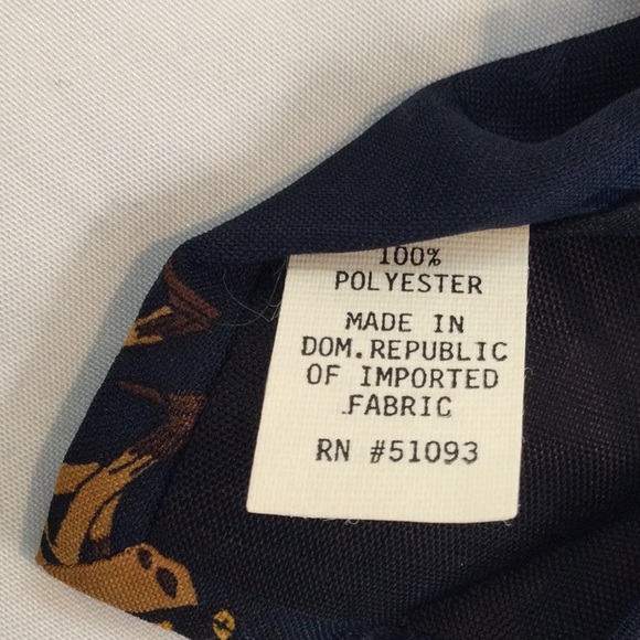 Hallmark Santa Claus and reindeer necktie. - Picture 5 of 7